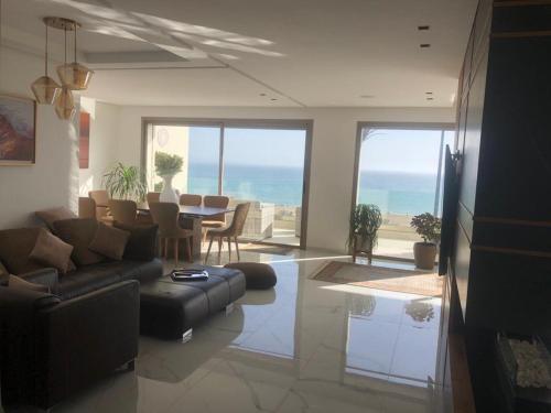 New Luxury Apartment Sea View photo 2
