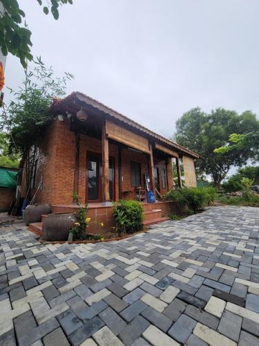 Mộc Lam Homestay (Moc Lam Homestay) in Ham Thuan Nam