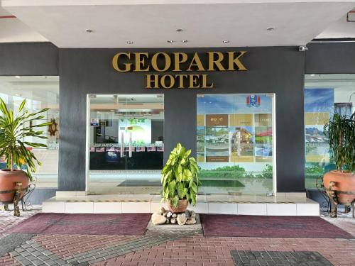 Lobi, Geopark Hotel Kuah Langkawi near Langkawi Fair Shopping Mall