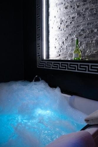 Spa Apartment - main image