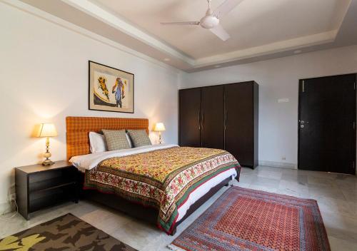 Neelam Bed & Breakfast – Calcutta, LA