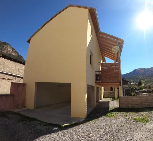 Maison neuve proche de Barcelonnette