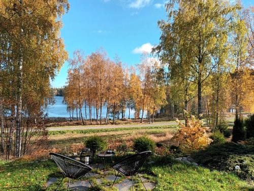 Loft by the lake asunto omakotitalon alakerrassa