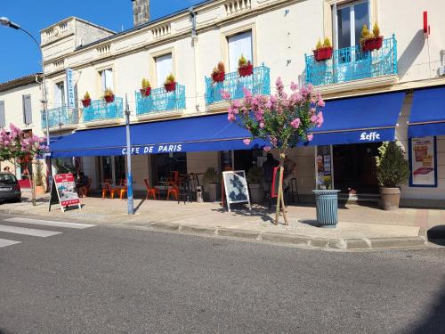 Cafe de Paris - Hôtel - Lesparre-Médoc