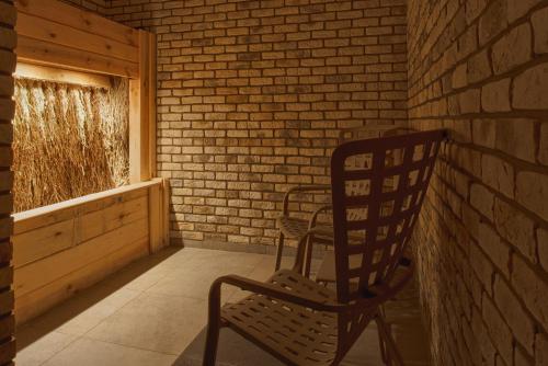 Artis Hotel & Spa - image 4