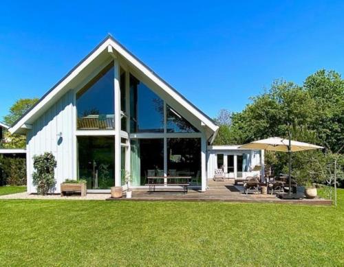 Scandinavian Villa with Wellness