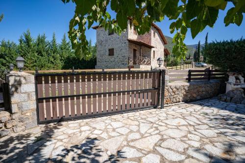 Angel House Greystone Villa Polydrossos