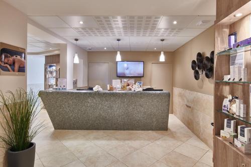 Hotel *** & Spa Vacances Bleues Villa Marlioz - image 14