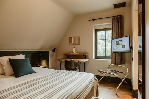 1 double bed