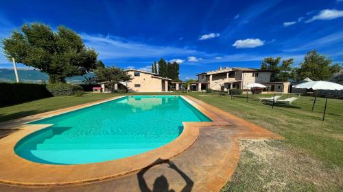 Huge charming Italian villa Pool