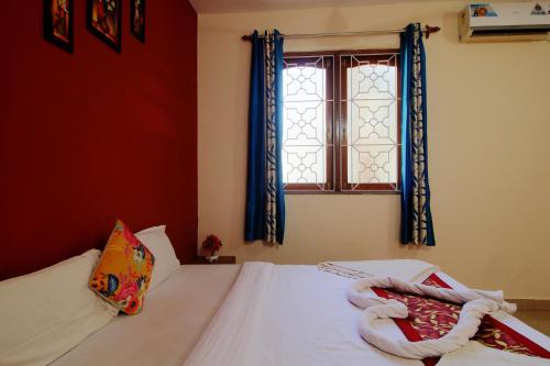Hotel Raaj Inn – Arpora, KY