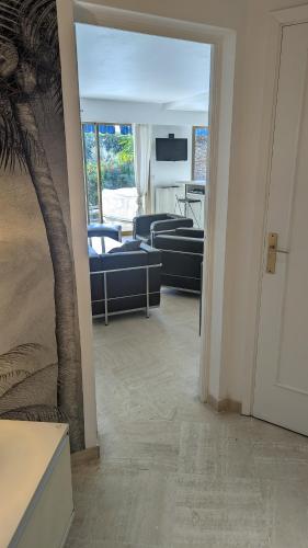 Eden Park 3 pièces 4 étoiles 100m des Plages Piscines SPA Parking - image 2