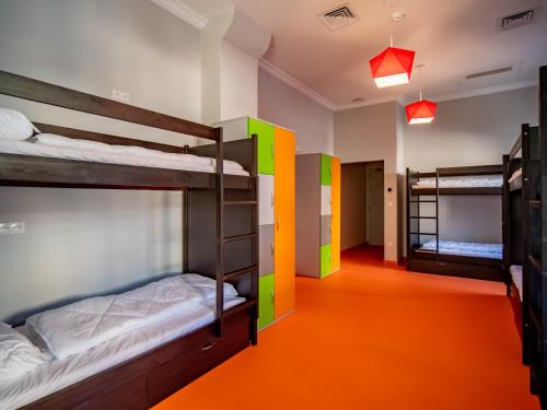 Chambre partagée, mixte, 8 personnes