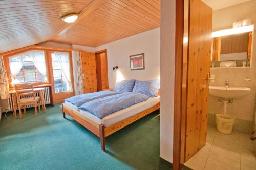 Three-Bedroom Apartment with Matterhorn View - 4th Floor Breithorn image 10