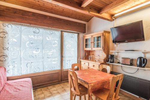 Charming flat with balcony at the foot of the slopes in Megève - Welkeys