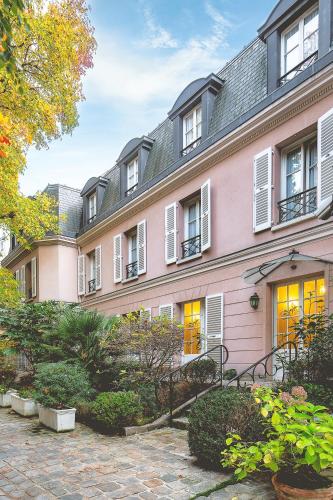 Hotel des Grandes Ecoles - image 6