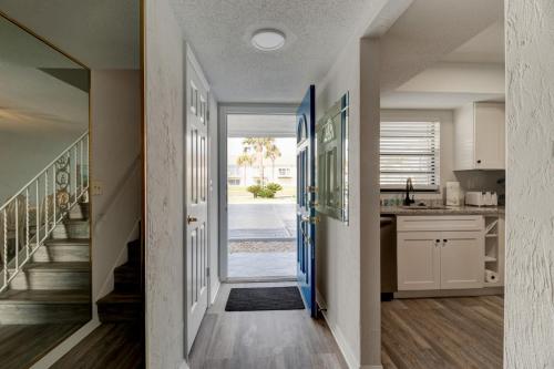 Entrance, Blue Skies Oceanfront 2 bedroom townhouse in Ponce Inlet (FL)