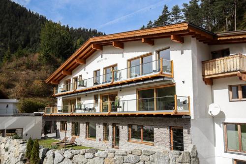 Monte Vita Tirol - Apartments