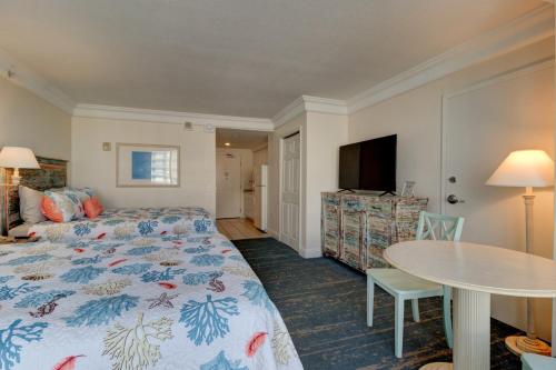 Coral Reef Oceanfront Condo in Daytona Beach, USA