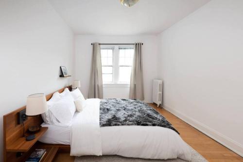Flexhome Economy 2BR Apartment B1 in Milwaukee, USA