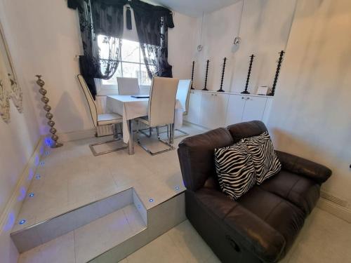 Picture of Beautiful Apartment In The Heart Of Rochester