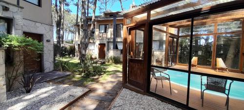 Aylen Departamentos en Pinamar NO GRUPO DE JOVENES in بينامار
