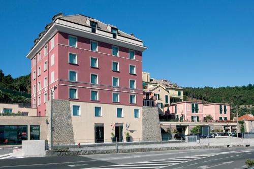 Sea Art Hotel - Vado Ligure