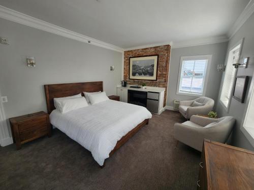 Capital Hotel Annapolis Room Type - King Suite