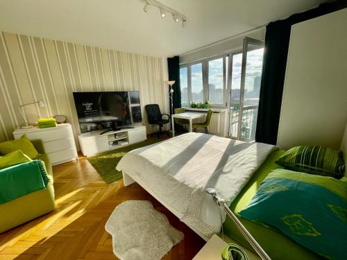 Super Apartament GREEN Rondo ONZ Metro NOWE Wifi 300 Mb/s AirCondition Netflix Spotify, Варшава
