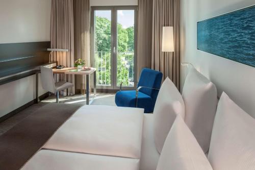 2 twin beds