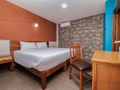 Hotel Meson del Barrio Room Type - Standard King Room