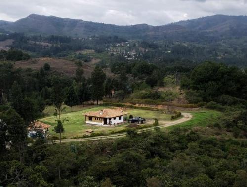 Cabaña De La Montaña (Cabana De La Montana) in Ráquira