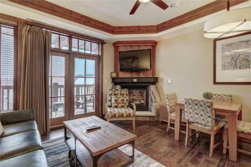 Luxury 1 Bedroom Ski In, Ski Out One Ski Hill Residence Located At The Base Of Peak 8 With Bowling Alley Onsite thumb 3