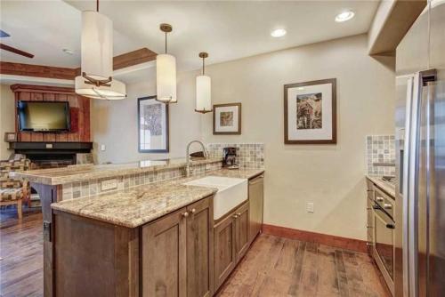 Luxury 1 Bedroom Ski In, Ski Out One Ski Hill Residence Located At The Base Of Peak 8 With Bowling Alley Onsite detail