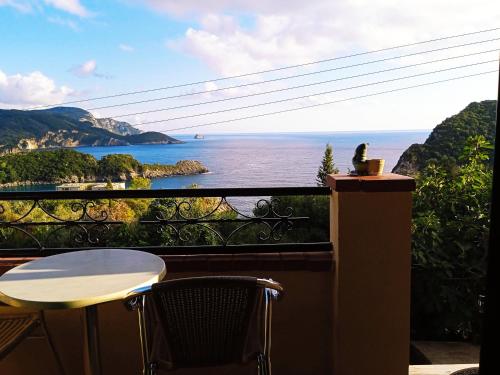 Vassilis Apartments 3
