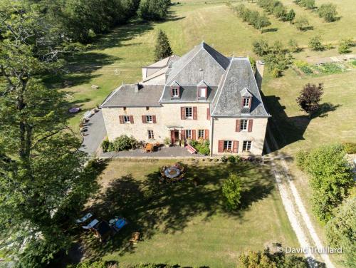 . Maison de 6 chambres avec jardin amenage et wifi a Lametz