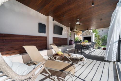 Balkons/terase, Villa Little Arya in Karakašica