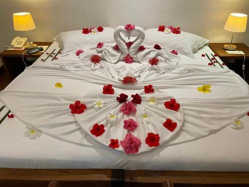 Gangehi Island Resort & Spa image 39