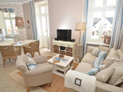 Apartment with Balcony image 4