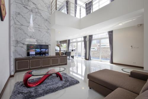 Luxury Pool Villa at Golden Sea Hua Hin