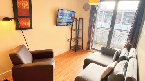 The Arcadian, Birmingham City Centre, by Lark Accommodation Cosy 1-bedroom Flat, Birmingham (photo 11)