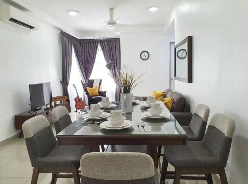 Rafflesia Condominium by Dahlia Homes