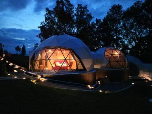 Luxury Glamp 1
