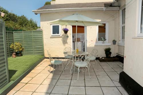 Abbey View Holiday Flats - image 11