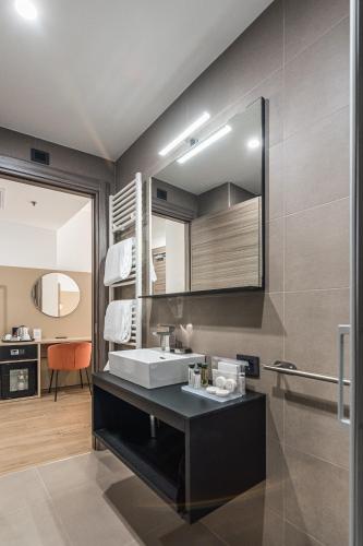 BB Hotels Smarthotel Duomo – Milan, DC