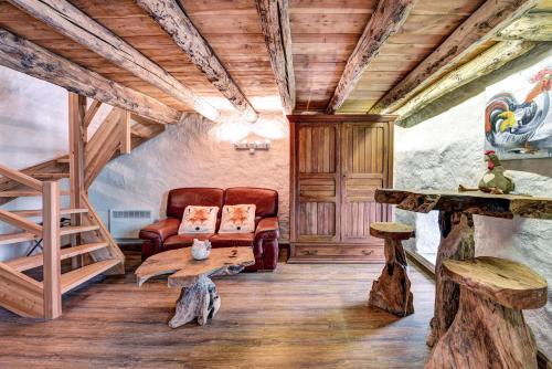 Вітальня, LA FERME de BELLINE Chalets ou Gites in Briancon
