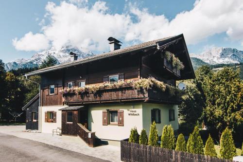  Haus Wildbach - Baranek Resorts, Pension in Leogang