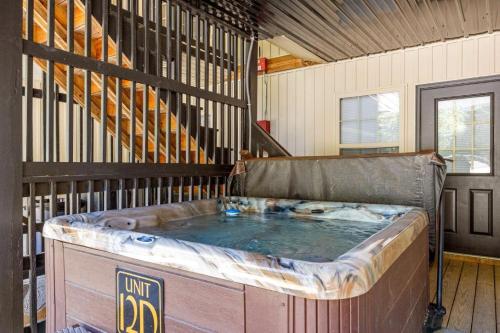 Poplar Point Condo Unit 12D in Pigeon Forge (TN)