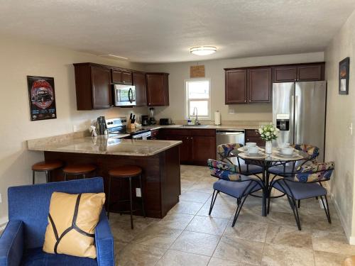 Bell & Main Alamosa Studio Suite-Walking distance to downtown