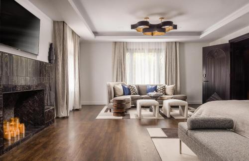 room detail thumbnail 0